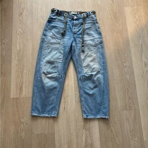 Free People • Barrel Jeans